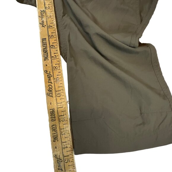 North Face Taupe/Light Olive‎ Bermuda Shorts Women's 4 100% Nylon Light Weight - Picture 6 of 9